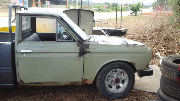 ขายดัทสัน 1300 อยู่ จ.ประจวบ  29000 เหมาะสำหรับคนรักรถเก่าครับ