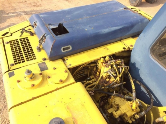 ขายรถแบคโฮ KOBELCO SK120 MARK 3 สภาพสวยพร้อมใช้งาน มีVDOการทำงานครับ ขายรถแบคโฮ KOBELCO SK120 MARK 3 สภาพสวยพร้อมใช้งาน มีVDOการทำงานครับ