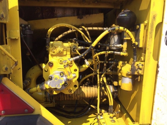 ขายรถแบคโฮ KOBELCO SK120 MARK 3 สภาพสวยพร้อมใช้งาน มีVDOการทำงานครับ ขายรถแบคโฮ KOBELCO SK120 MARK 3 สภาพสวยพร้อมใช้งาน มีVDOการทำงานครับ