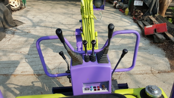 IHI พร้อมใช้งาน มีอินวอย รหัสสินค้า Y - 7 ขึ้นรถกระบะได้ IHI พร้อมใช้งาน มีอินวอย รหัสสินค้า Y - 7 ขึ้นรถกระบะได้