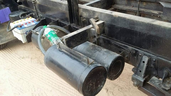 ขายรถ6ล้อ ดั้มเกษตร NPR115แรง เฟืองท้ายใหญ่ เครื่องดี แคชซีสวย ยางดี ภายในสวย เกียร์สั้น เอกสารพร้อมโอน สนใจโทร 090-8588220คุณนะ 093-3258446คุณบิว หรือเข้าดูสินค้าอื่นๆได้ที่ www.truck.in.th/498 หรือเพจFacebook ณรงค์ ซื้อขายรถมือสอง (เว็บไซต์ส่วนตัว) หรือ