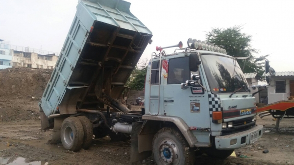 6ล้อดัมพ์ ROCKY