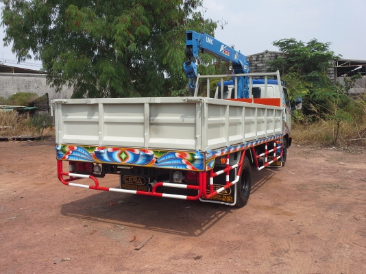 ขายด่วน รถบรรทุก 6 ล้อ ติดเครน HINO FC สภาพพร้อมใช้งาน