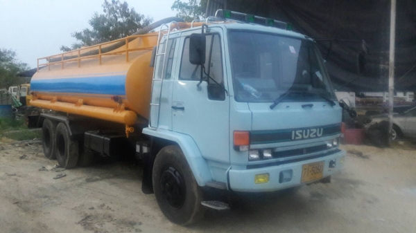 ขายรถบรรทุกน้ำ สิบล้อ อีซูซุ ร็อค 175 สโลส 2 เพา บรรทุกถังน้ำ16,000ลิต อุปกรณ์ครบ ถังน้ำต่อใหม่ทำใหม่ทั้งคัน เล่มทะเบียนพร้อมโอน ขาย สด-ผ่อน ได้ทุกข้อเสนอ ครับ ขายรถบรรทุกน้ำ สิบล้อ อีซูซุ ร็อค 175 สโลส 2 เพา บรรทุกถังน้ำ16,000ลิต อุปกรณ์ครบ ถังน้ำต่อใหม่ทำใหม่ทั้งคัน เล่มทะเบียนพร้อมโอน ขาย สด-ผ่อน ได้ทุกข้อเสนอ ครับ