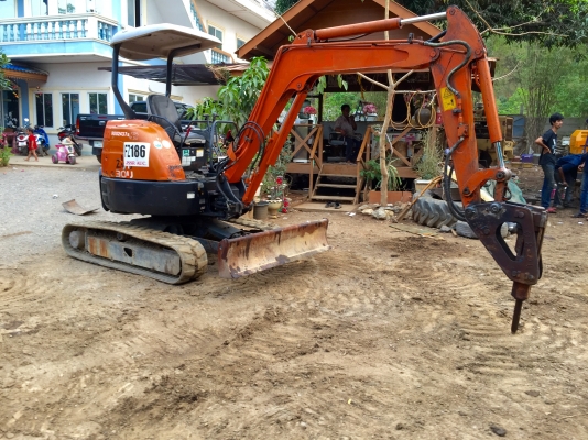 HITACHI ZX-30U <พร้อมหัวแย๊ก+บุ้งกี๊>คอลโทนสั้นปั๊มนิ้ว ☎️สนใจติดต่อ 085-5632278 (ราคาต่อรองได้) HITACHI ZX-30U <พร้อมหัวแย๊ก+บุ้งกี๊>คอลโทนสั้นปั๊มนิ้ว ☎️สนใจติดต่อ 085-5632278 (ราคาต่อรองได้)