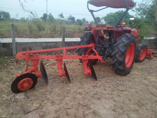 ขายรถไถ คูโบต้า 45 แรง สภาพพร้อมใช้