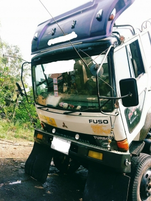 ขายเทเลอร์ขึ้นรถเกี่ยว ไอ้หลง FN527 M-AXXXXXเครื่อง190แรง