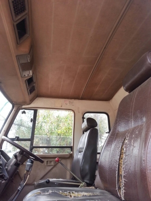 ขายเทเลอร์ขึ้นรถเกี่ยว ไอ้หลง FN527 M-AXXXXXเครื่อง190แรง