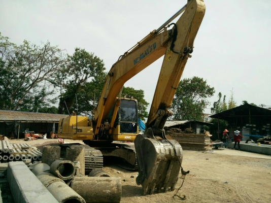 ขาย Komatsu PC200-7 ไมล์1x,xxx ชั่วโมง สภาพสวยมากคับ ขาย Komatsu PC200-7 ไมล์1x,xxx ชั่วโมง สภาพสวยมากคับ