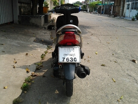 ขายมอไซค์ ปี49 ฮอนด้า คลิ๊ก เครื่อง110cc. เครื่องดีแน่นๆ รถสภาพดี พร้อมใช้งาน ภาษีไม่ขาด เล่มทะเบียนครบ ขายถูกๆครับ ขายมอไซค์ ปี49 ฮอนด้า คลิ๊ก เครื่อง110cc. เครื่องดีแน่นๆ รถสภาพดี พร้อมใช้งาน ภาษีไม่ขาด เล่มทะเบียนครบ ขายถูกๆครับ