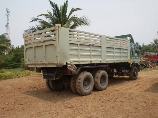 สิบล้อมือสอง