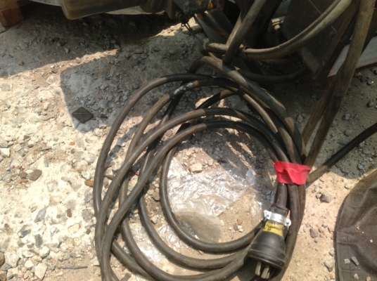 รอกวิ้นไฟฟ้า Hitachi 1 ตันนําเข้าจากญี่ปุ่น39000