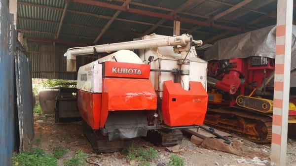 ขายรถเกี่ยวข้าว KUBOTA DC95 อุ้ม สภาพพร้อมใช้งาน เครื่องเดิม ช่วงล่างดี พร้อมงานงาน
