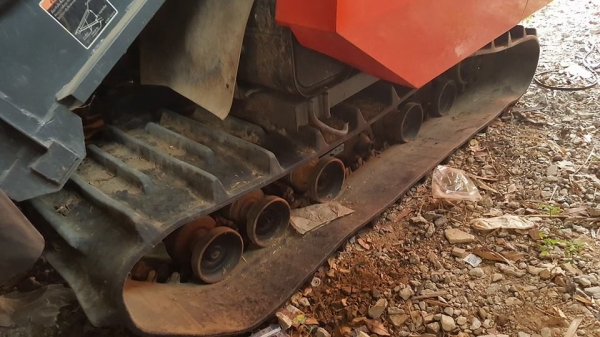 ขายรถเกี่ยวข้าว KUBOTA DC95 อุ้ม สภาพพร้อมใช้งาน เครื่องเดิม ช่วงล่างดี พร้อมงานงาน