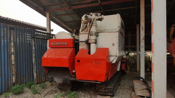 ขายรถเกี่ยวข้าว KUBOTA DC95 อุ้ม สภาพพร้อมใช้งาน เครื่องเดิม ช่วงล่างดี พร้อมงานงาน