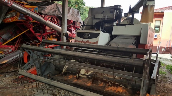 ขายรถเกี่ยวข้าว KUBOTA DC95 อุ้ม สภาพพร้อมใช้งาน เครื่องเดิม ช่วงล่างดี พร้อมงานงาน