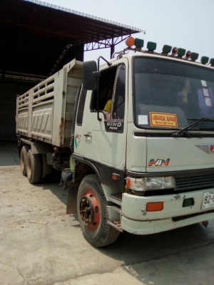 สิบล้อ ฮีโน่ FM3M240ปี46 แม่ลูก ดั้มสามมิต สภาพดีเดิมๆสวยพร้อมใช้ ทะเบียนพร้อมโอน สิบล้อ ฮีโน่ FM3M240ปี46 แม่ลูก ดั้มสามมิต สภาพดีเดิมๆสวยพร้อมใช้ ทะเบียนพร้อมโอน