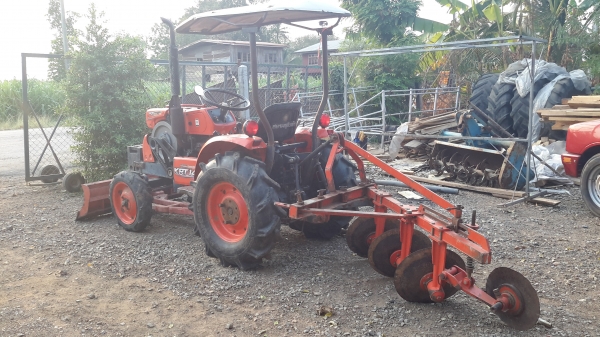 KRT140พลัส+ พร้อมใช้ ดันหน้าหาง3 เล่มทะเบียนพร้อม KRT140พลัส+ พร้อมใช้ ดันหน้าหาง3 เล่มทะเบียนพร้อม