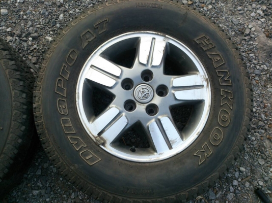 ขายแม็ก TOYOTA VIGO 5รูขอบ15 จำนวน 2  วง