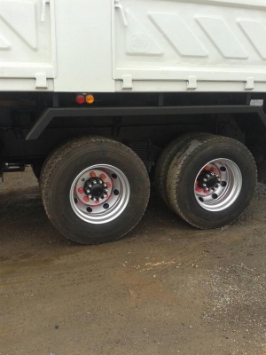 ขายรถสิบล้อ ISUZU DECA FXZ360แรง ปี55พ่วงแม่ลูก สนใจ 0932795977 คุณสุชาติ จัดไฟแนนซ์ได้ 2,100,000-2,250,000 ขึ้นอยู่ที่เคดิต รายละเอียดรถ ปีรถจดทะเบียน 2555 เลขแซสซีส์ FXZ77QDF1H เลขเครื่อง 6UZ14 360แรงม้า เกียร์ ZF ดัมพ์สามมิตร ยางเต็ม