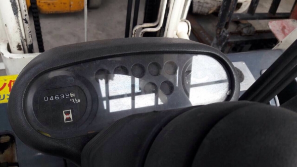 โฟล์คลิฟ Toyota1.5 ตัน  เสา5เมตร