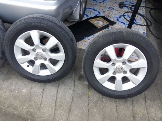 แม็กเอ็นไก 15 ใส่ 4 รู 114 พร้อมยางดันลอป 4400 บาท