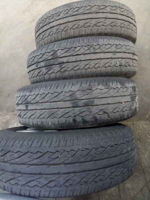 แม็กเอ็นไก 15 ใส่ 4 รู 114 พร้อมยางดันลอป 4400 บาท