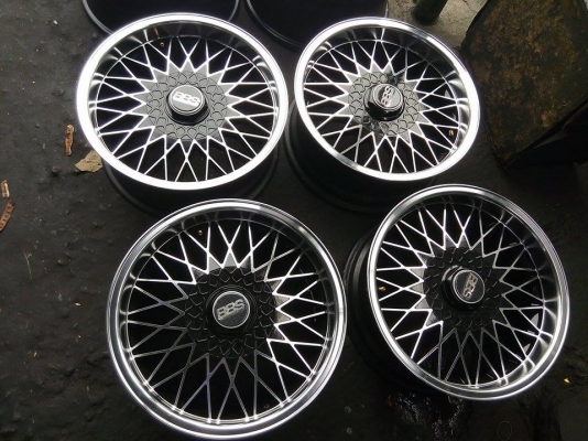 BBS 16 กว้าง 7 ออฟ 22 ใส่ 4 รู 100 และ 114 สวยๆใสๆ BBS 16 กว้าง 7 ออฟ 22 ใส่ 4 รู 100 และ 114 สวยๆใสๆ