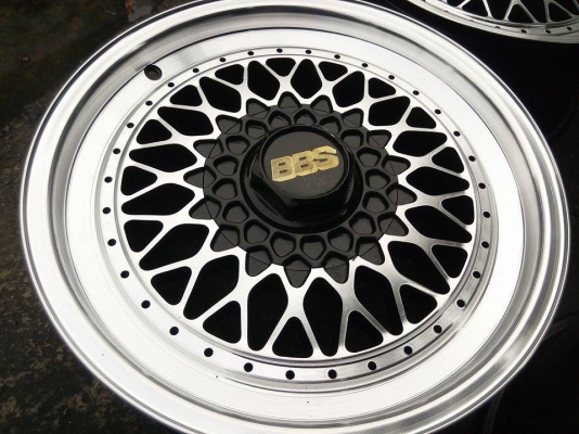 bbs 16 กว้าง 7.5 ออฟ 21 ใส่ 4 รู 100 หล่อดูดีมีรสนิยม