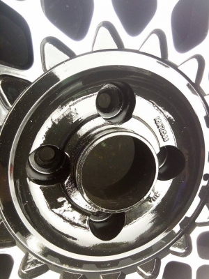 bbs 16 กว้าง 7.5 ออฟ 21 ใส่ 4 รู 100 หล่อดูดีมีรสนิยม