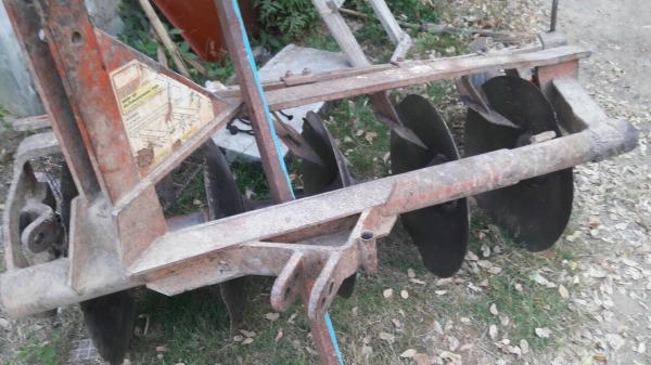 รถไถ L45  ราคา 199,999  ต่อรองได้ครับ  มหาสารคาม  อุปกรณ์ สามชิ้น