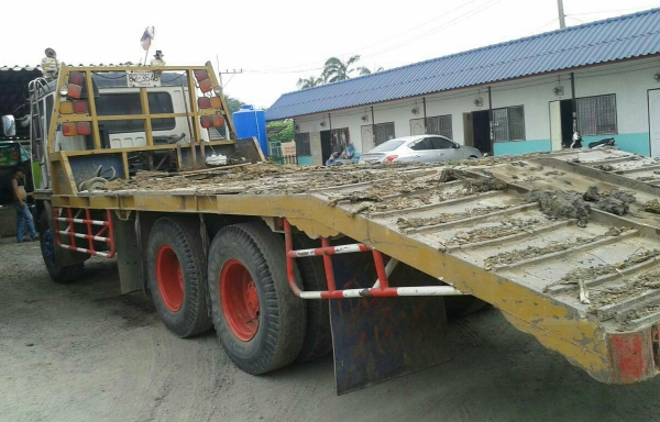 ปรับราคา ขาย 655,000บ สิบล้อ มิตซู ไอ้หลง FN527MA195 เกียร์10สปีส 2เพา เทนเลอร์ ลากแม็คโค 200 สภาพดีสวยพร้อมทะเบียนพร้อมโอน