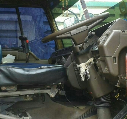 ปรับราคา ขาย 655,000บ สิบล้อ มิตซู ไอ้หลง FN527MA195 เกียร์10สปีส 2เพา เทนเลอร์ ลากแม็คโค 200 สภาพดีสวยพร้อมทะเบียนพร้อมโอน