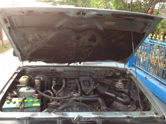 มาสด้าธันเดอร์ เครื่อง 2500 พวงมาลัยเพาเวอร์แท้