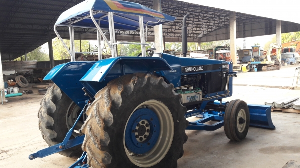 NEW HOLLAND 6640 เครื่องดี คัสซีสวย ทะเบียนพร้อมโอน พร้อมใช้ NEW HOLLAND 6640 เครื่องดี คัสซีสวย ทะเบียนพร้อมโอน พร้อมใช้