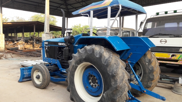 NEW HOLLAND 6640 เครื่องดี คัสซีสวย ทะเบียนพร้อมโอน พร้อมใช้ NEW HOLLAND 6640 เครื่องดี คัสซีสวย ทะเบียนพร้อมโอน พร้อมใช้