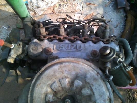 ขายเครื่องยนต์อีซูซุKBตามสภาพสนใจติดต่อที่เบอร์0807346335ครับ