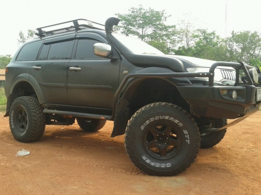 ขอบคุณเสี่ยใหญ่จากบ้านใหม่ไชยพจน์รับไปดูแลต่อ)ขายMissubishi Pajero sport(มีไม่ถึง 5 คันในไทย) แต่งอ๊อฟโร้ด เครื่อง3200เทอโบ ปี 2009 แต่งหมดไป สามแสนกว่าทะเบียนพร้อมโอน ขอบคุณเสี่ยใหญ่จากบ้านใหม่ไชยพจน์รับไปดูแลต่อ)ขายMissubishi Pajero sport(มีไม่ถึง 5 คันในไทย) แต่งอ๊อฟโร้ด เครื่อง3200เทอโบ ปี 2009 แต่งหมดไป สามแสนกว่าทะเบียนพร้อมโอน