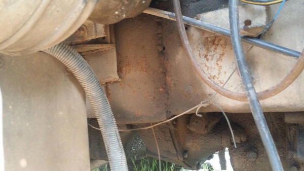 6 ล้อดั้ม 168 แรง KL340 ปี 2532 ยาง 900-20 เล่มพร้อม เครื่อง EH700