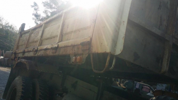 6 ล้อดั้ม 168 แรง KL340 ปี 2532 ยาง 900-20 เล่มพร้อม เครื่อง EH700