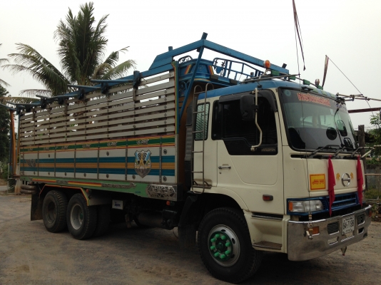 ขายรถบรรทุก 10 ล้อ ขายรถบรรทุก 10 ล้อ