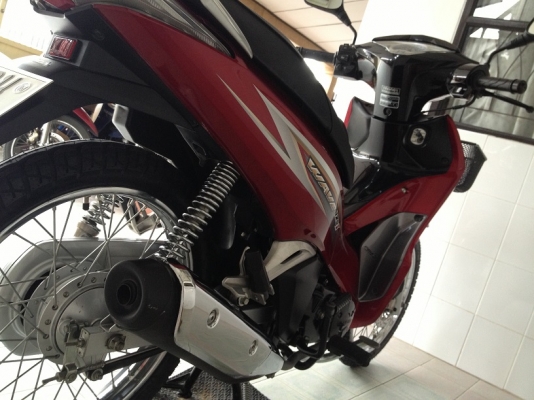 Wave125i สต๊าดมือ ลายใหม่ วิ่ง8000 ปี58 (ของแถม 4 รายการ) Wave125i สต๊าดมือ ลายใหม่ วิ่ง8000 ปี58 (ของแถม 4 รายการ)