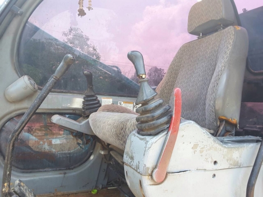 ขาย!! >>> Kobelco Sk200 Mark5 Super <<< พร้อมใช้งาน ราคา 880,000 บาท ขาย!! >>> Kobelco Sk200 Mark5 Super <<< พร้อมใช้งาน ราคา 880,000 บาท