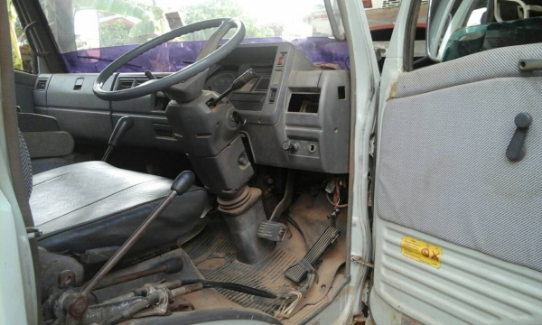 หกล้อ ฮีโน่ FC120ปี40 ดั้มสามมิต สภาพดีพร้อมใช้ ทะเบียนพร้อมโอน หกล้อ ฮีโน่ FC120ปี40 ดั้มสามมิต สภาพดีพร้อมใช้ ทะเบียนพร้อมโอน