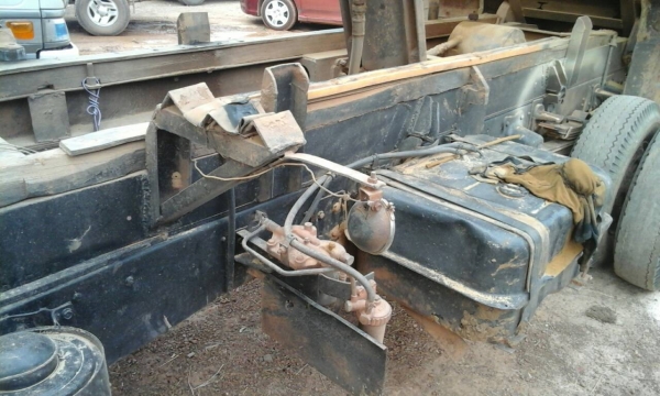 หกล้อ ฮีโน่ FC120ปี40 ดั้มสามมิต สภาพดีพร้อมใช้ ทะเบียนพร้อมโอน หกล้อ ฮีโน่ FC120ปี40 ดั้มสามมิต สภาพดีพร้อมใช้ ทะเบียนพร้อมโอน