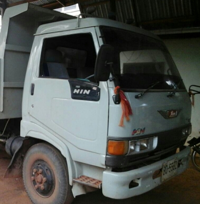 หกล้อ ฮีโน่ FC120ปี40 ดั้มสามมิต สภาพดีพร้อมใช้ ทะเบียนพร้อมโอน หกล้อ ฮีโน่ FC120ปี40 ดั้มสามมิต สภาพดีพร้อมใช้ ทะเบียนพร้อมโอน