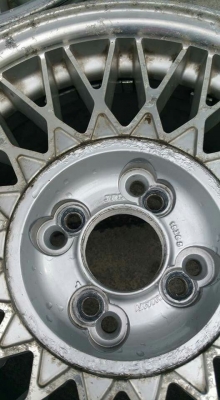 ขายล้อ rial retro classic หายาก
ขอบ 15, 4/100 &amp; 4/114
กว้าง 6.5 et38 

5000 บาท พร้อมฝาครอบ ครบชุด
สภาพตามรูปครับ

เอาไปทำล้อผ่า off ลึกๆ สวยๆ 

สนใจ ติดต่อ 0834301397