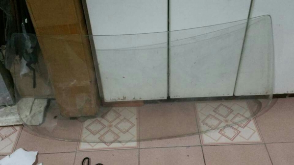 ขายกระจก duro glass แท้ bmw 2002 
บานหน้า และ บานหลัง บานละ 7500 บาท

เอา 2 บานลดเหลือ 14000 บาท

0834301397
Line: surawat.hant