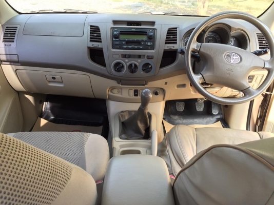 ขาย VIGO 2.5 ตัว G ปี 2006 -2549 มี ABS AIRBAG กระจกไฟฟ้า