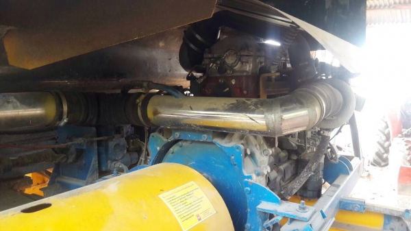 ขายรถเกี่ยว เกษตรพัตนา รุ่นปลดหนี้ ปี 57 รถออกป้ายแดงมา 2 ปี ขายรถเกี่ยว เกษตรพัตนา รุ่นปลดหนี้ ปี 57 รถออกป้ายแดงมา 2 ปี